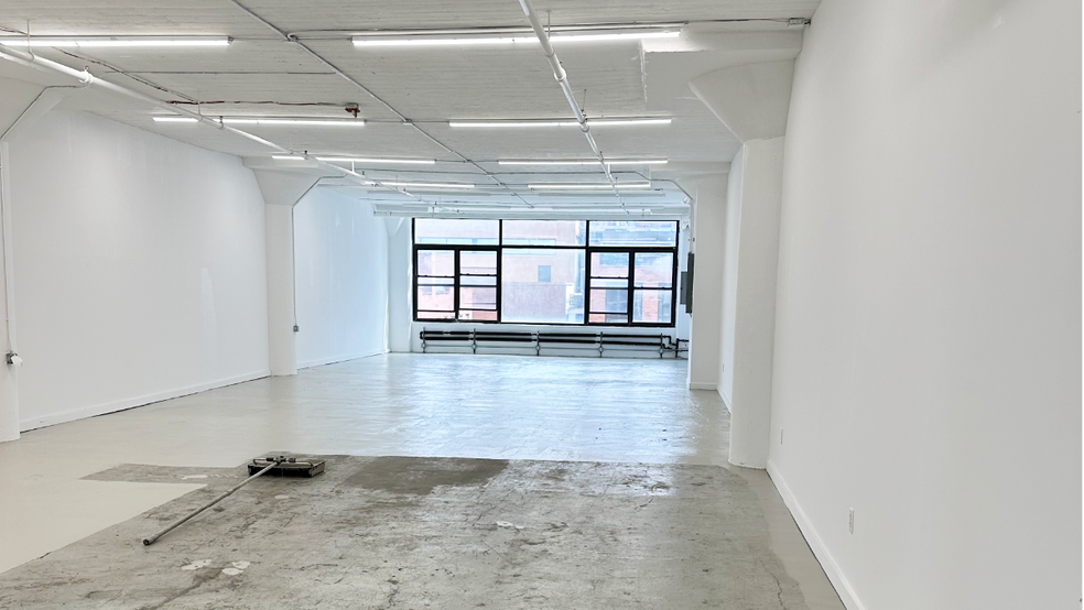 More Photos Of 22-19 41st Ave, Long Island City Light Manufacturing For Lease