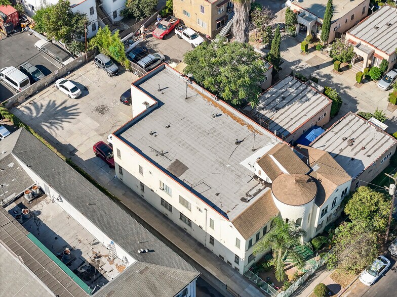 More Photos Of 4038 Marathon St, Los Angeles Apartments For Sale