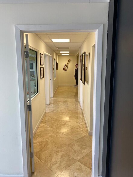 More Photos Of 8200-8358 NW 30th Ter, Doral Coworking Space