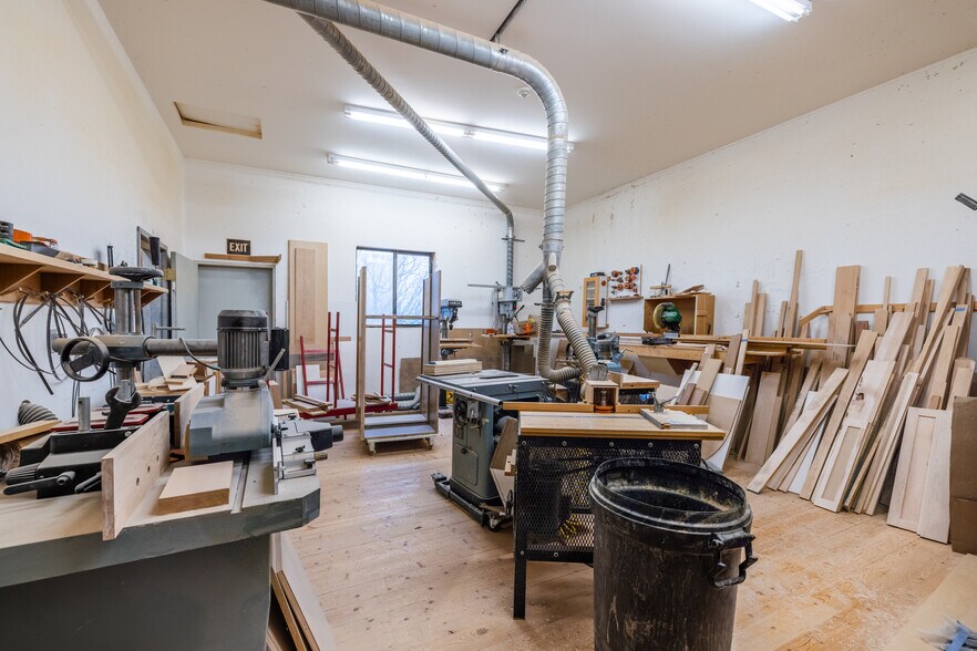 More Photos Of 3111 T Ave, Anacortes Warehouse For Sale