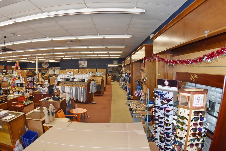 More Photos Of 900-908 Bay Ave, Ocean City Storefront Retail Office For Sale