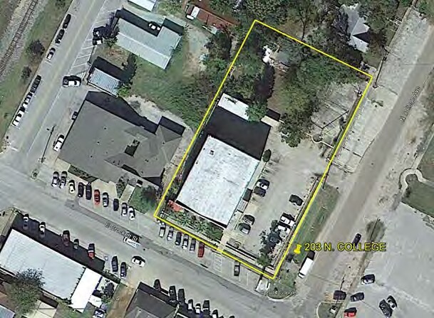 More Photos Of 203 N College Ave, Cleveland Medical For Sale