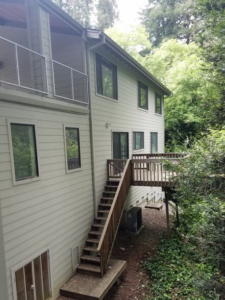 More Photos Of 9019 Soquel Dr, Aptos Office For Lease