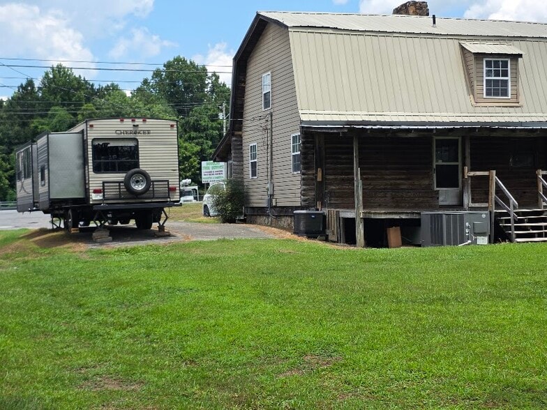 More Photos Of 12761 US Highway 431, Guntersville Office For Sale