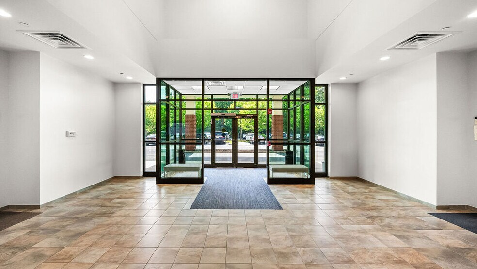More Photos Of 800 Bunn Dr, Princeton Medical For Lease