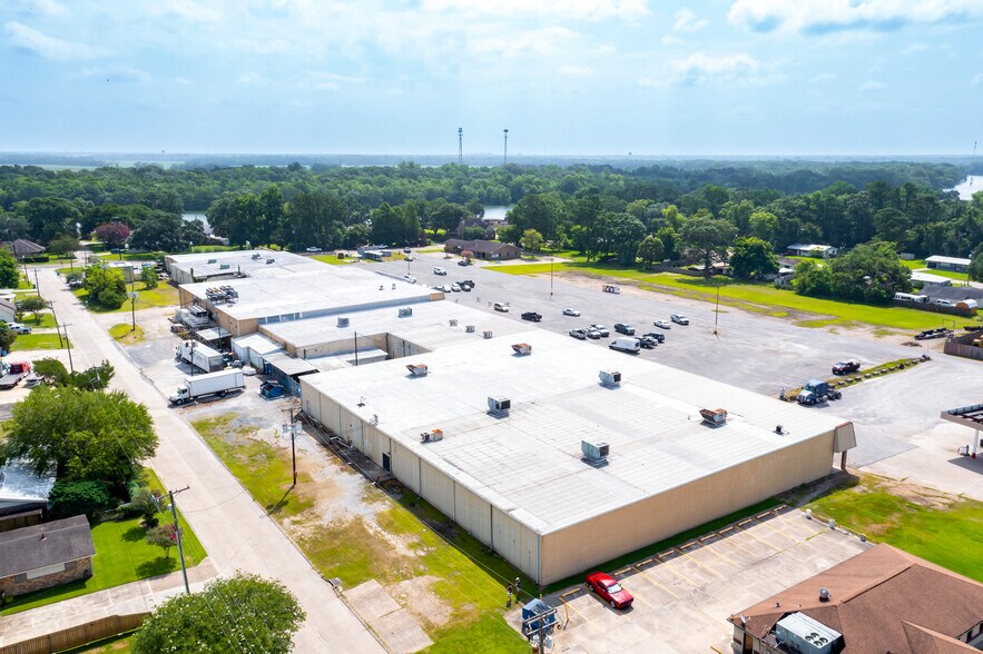 More Photos Of 500 US 90, Patterson Supermarket For Lease