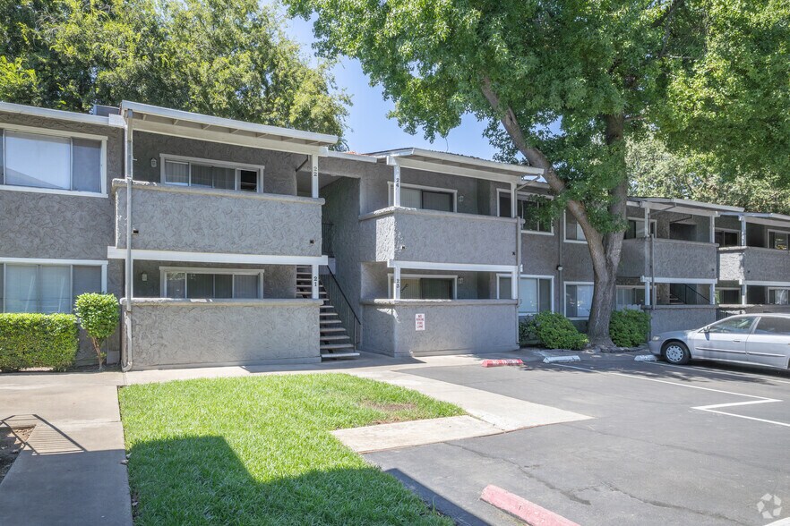 More Photos Of 821 W East Ave, Chico Apartments For Sale