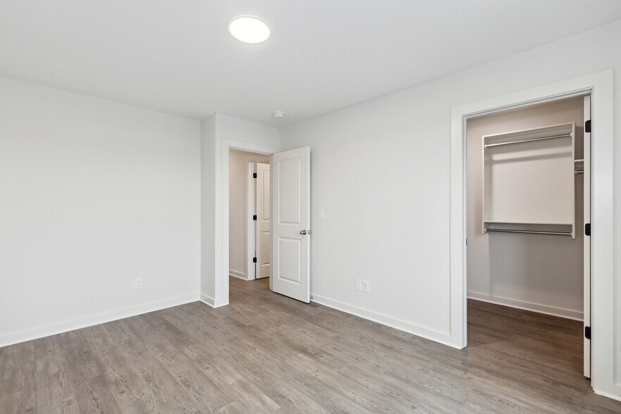 More Photos Of 3212-3244 S. Victoria St, Wichita Apartments For Sale