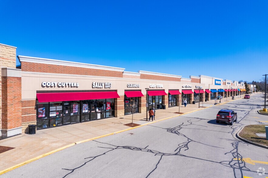 More Photos Of 5500 Washington Ave, Racine Unknown For Lease