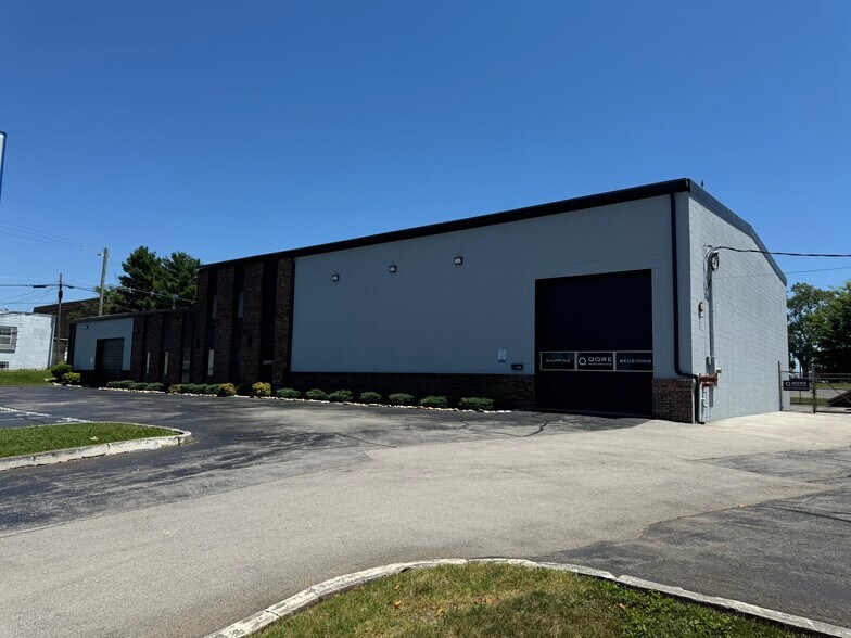 Primary Photo Of 300 Winona St, Knoxville Distribution For Lease