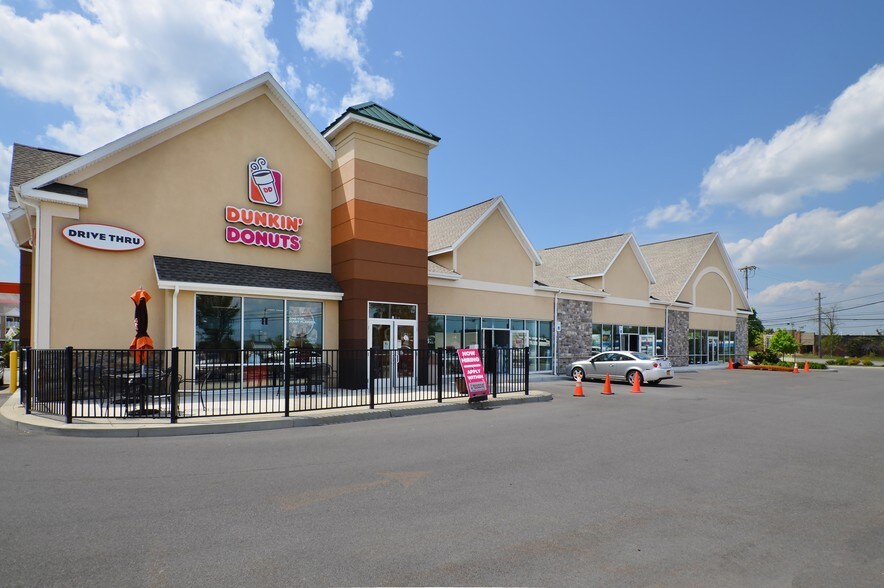 More Photos Of 2341 Brighton Henrietta Town Line Rd, Rochester Freestanding For Lease