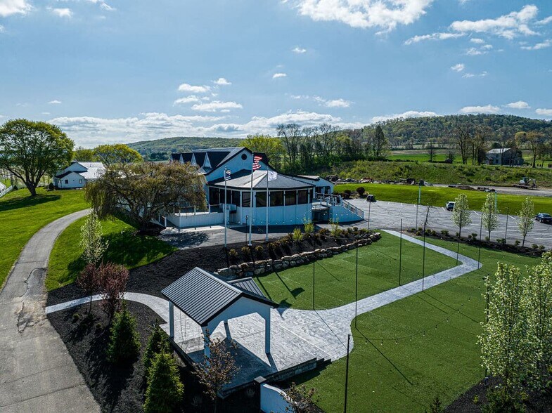 More Photos Of 533 Liberty Valley Rd, Danville Restaurant For Sale