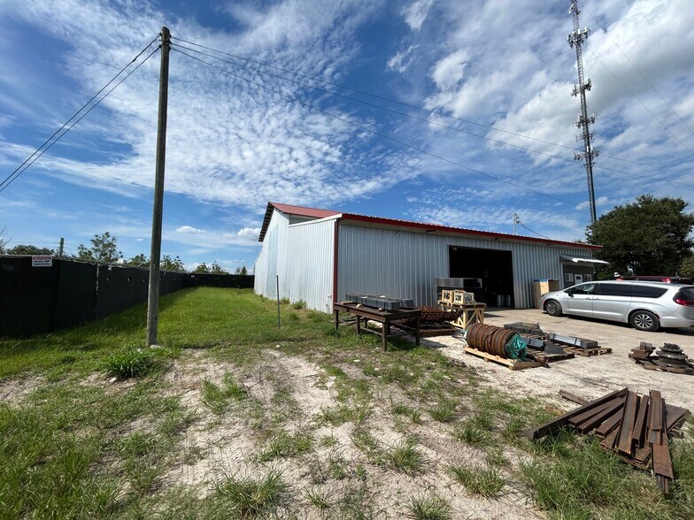 More Photos Of 5701 W Ponkan Rd, Zellwood Warehouse For Sale