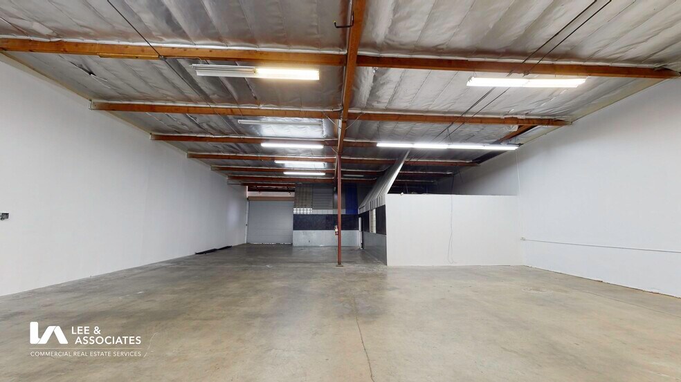 More Photos Of 17101-17121 Central Ave, Carson Warehouse For Lease