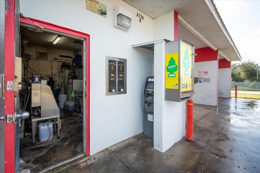 More Photos Of 1030 W Hal McRae Blvd, Avon Park Carwash For Sale