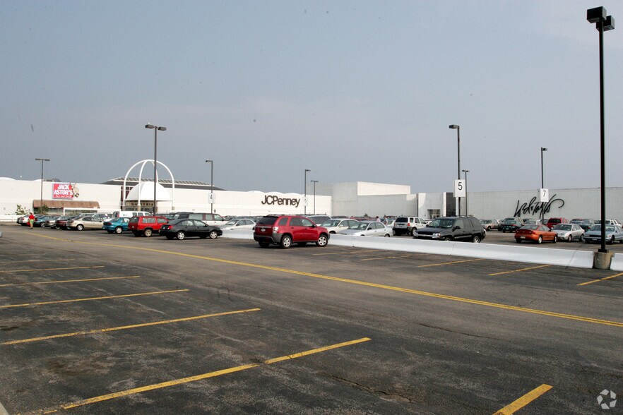 More Photos Of 1 Walden Galleria, Buffalo General Retail For Lease