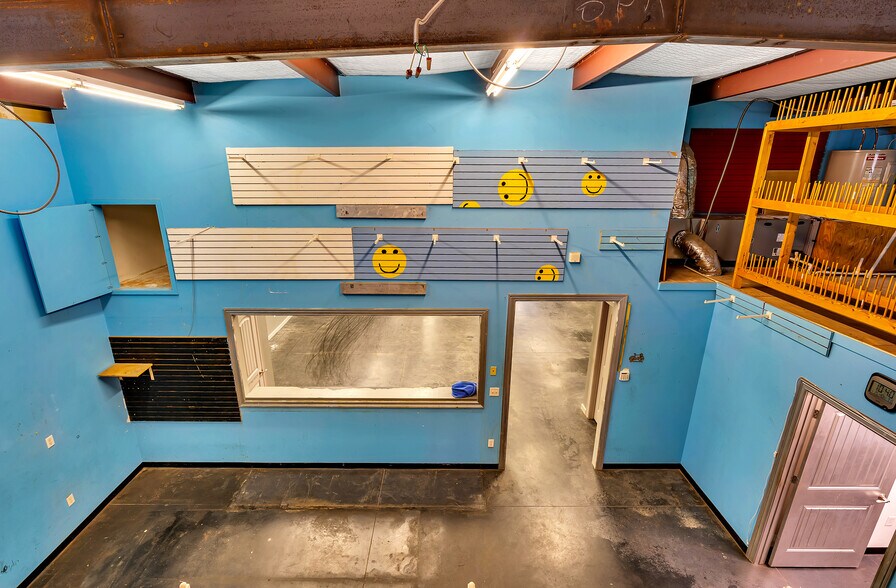 More Photos Of 4410 US Highway 259 N, Longview Storefront For Lease