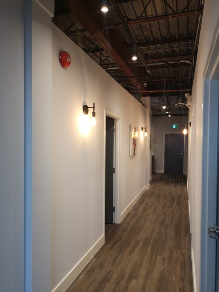 More Photos Of 180 James St S, Hamilton Office For Lease