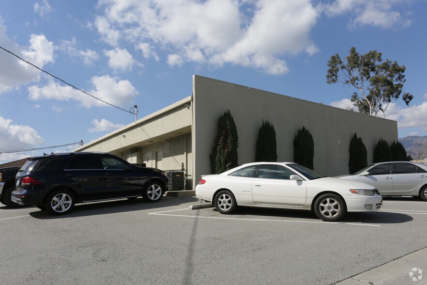 More Photos Of 886 W Foothill Blvd, Upland Medical For Lease