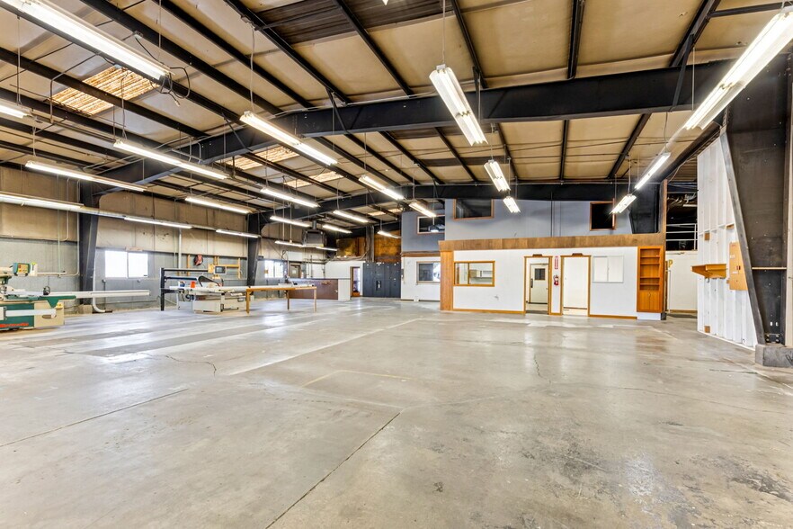 More Photos Of 401 S Webster St, Seattle Warehouse For Sale