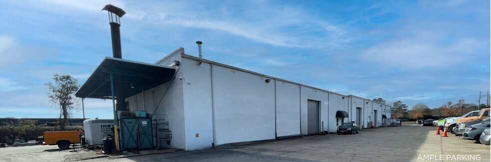 More Photos Of 528 S Military Hwy, Virginia Beach Warehouse For Lease