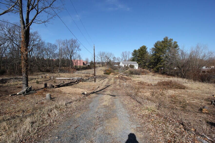 More Photos Of 1229 Rosser Ave, Waynesboro Land For Sale