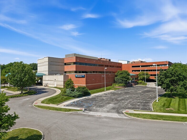 More Photos Of 1705 E Broadway, Columbia Medical For Lease