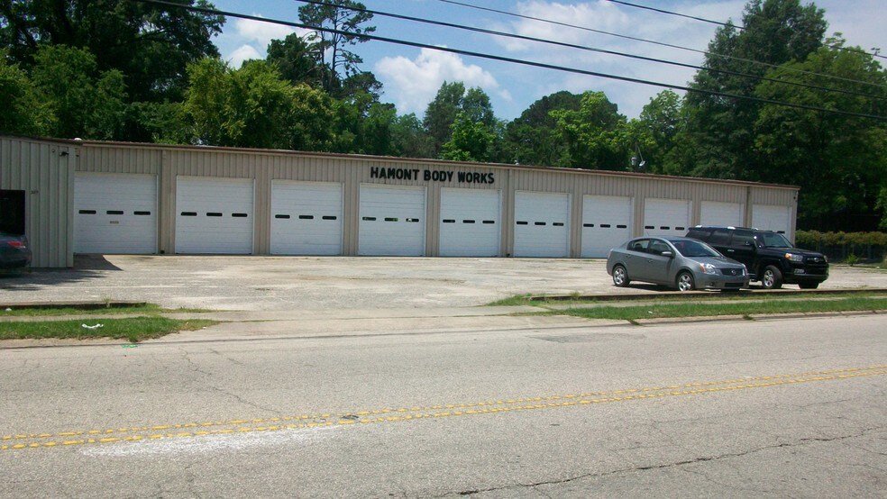 More Photos Of 325 Cumberland St, Fayetteville Auto Repair For Sale
