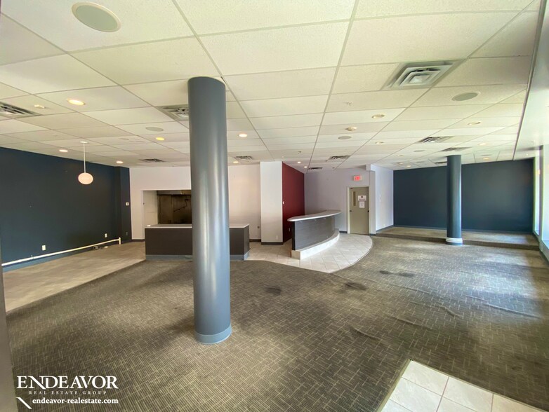 More Photos Of 350 E Main St, Rochester Storefront Retail Residential For Lease