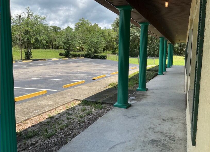 More Photos Of 16455 E Highway 40, Silver Springs Medical For Lease