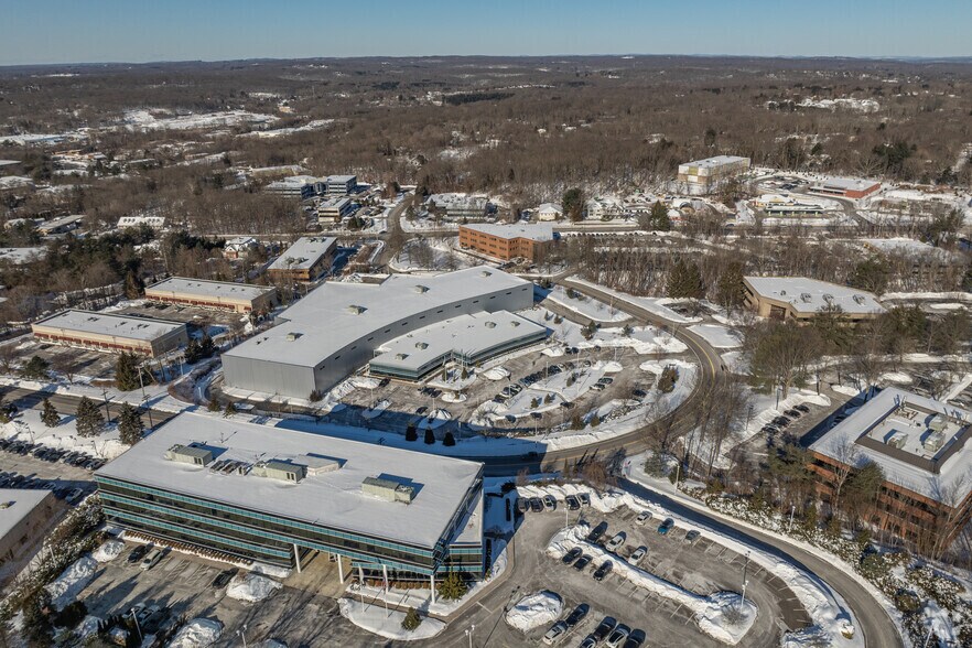 More Photos Of 50 Corporate Dr, Trumbull Distribution For Lease