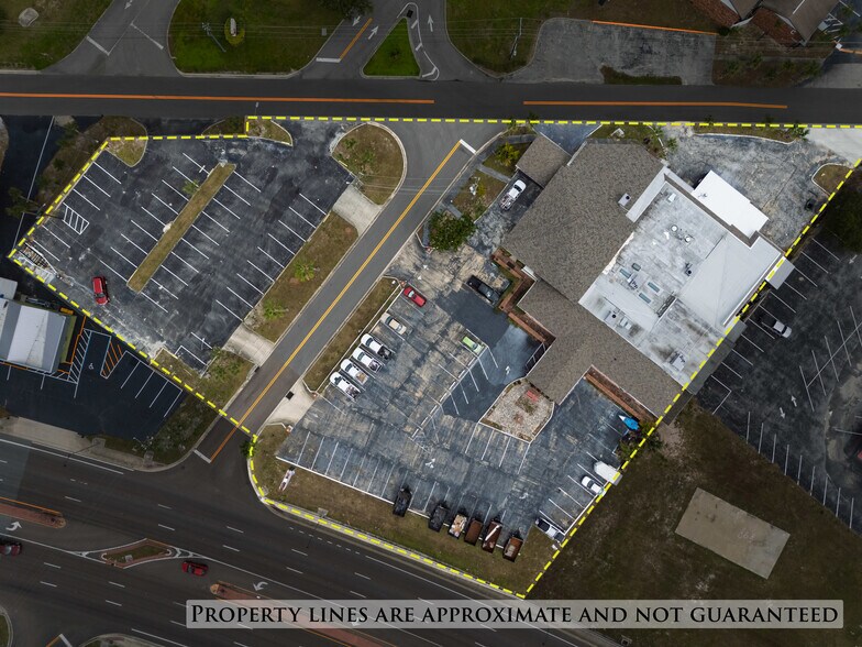 More Photos Of 300 N Cocoa Blvd, Cocoa Restaurant For Lease