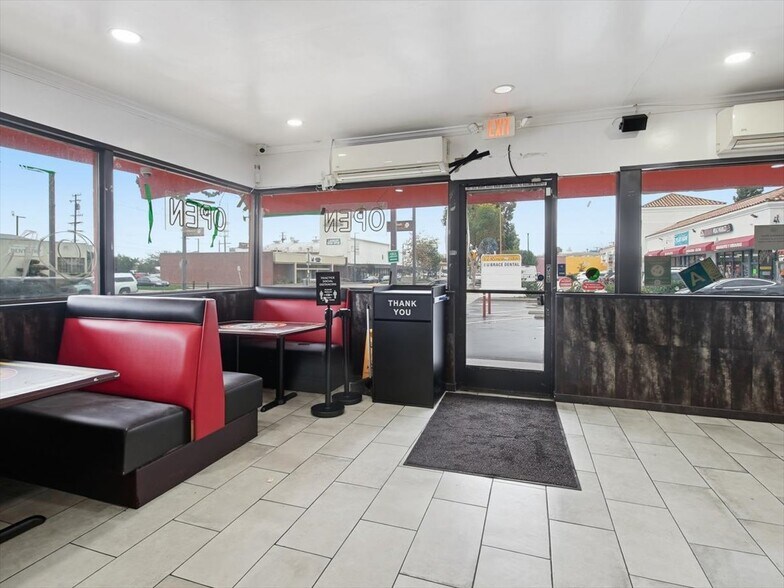 More Photos Of 11919 Garfield Ave, South Gate Restaurant For Sale