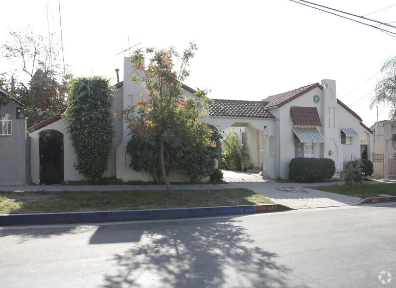 More Photos Of 4212-4216 1/2 Lockwood Ave, Los Angeles Apartments For Sale