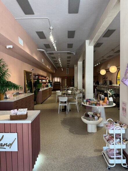 More Photos Of 415 E Atlantic Ave, Delray Beach Storefront For Lease