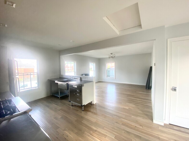 More Photos Of 156 Broadway, Port Ewen Freestanding For Sale