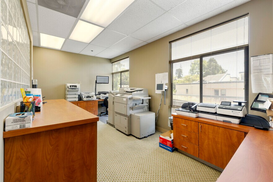 More Photos Of 600 Ocean St, Santa Cruz Medical For Sale