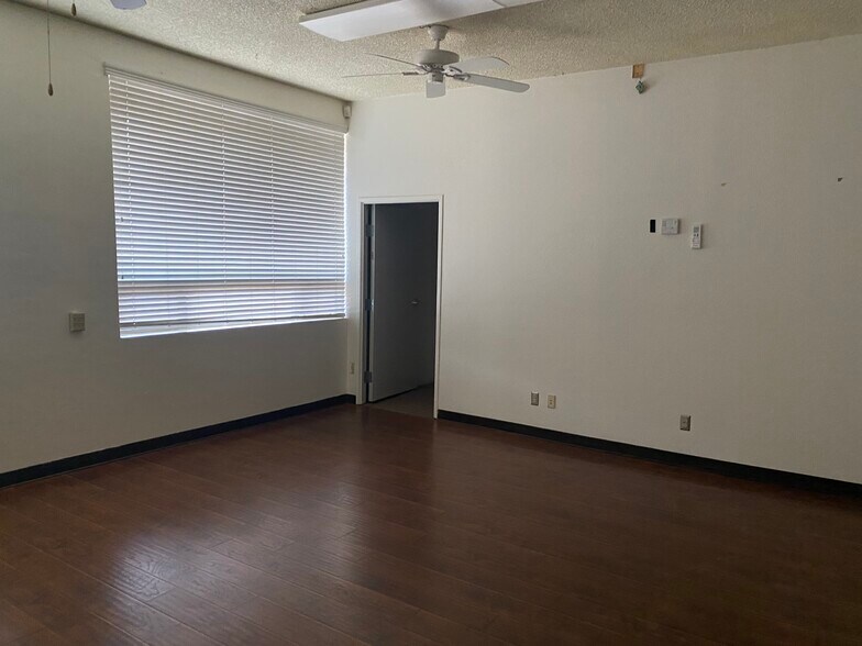 More Photos Of 630 W 17th Pl, Tempe Schools For Lease