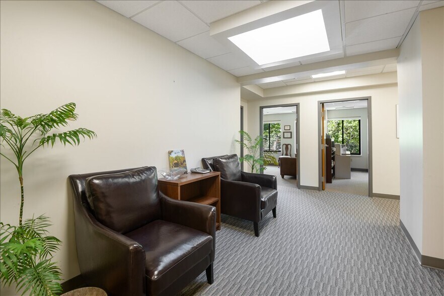 More Photos Of 620 Hinesburg Rd, South Burlington Office For Sale