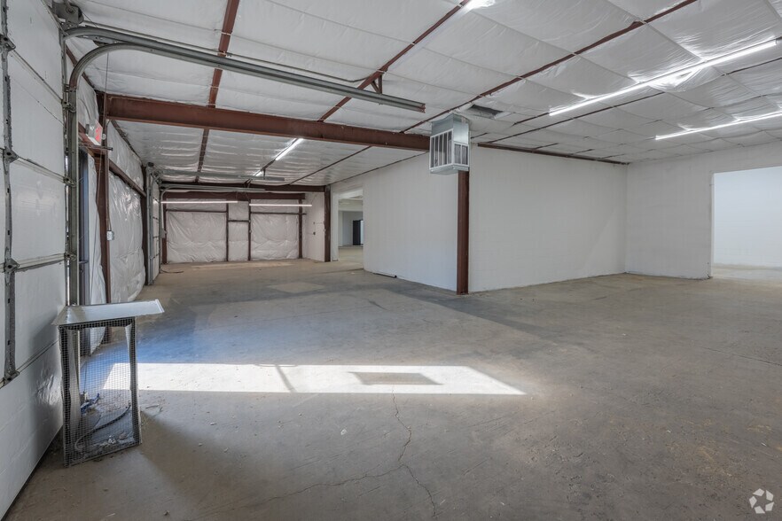 More Photos Of 2911 Edith Ln, Haltom City Unknown For Lease