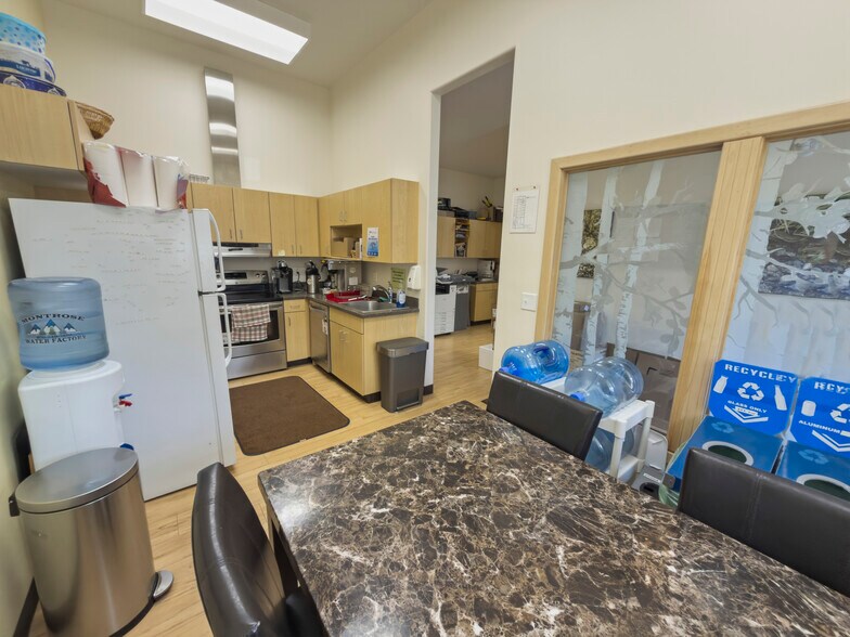 More Photos Of 308 Main St, Olathe Medical For Lease