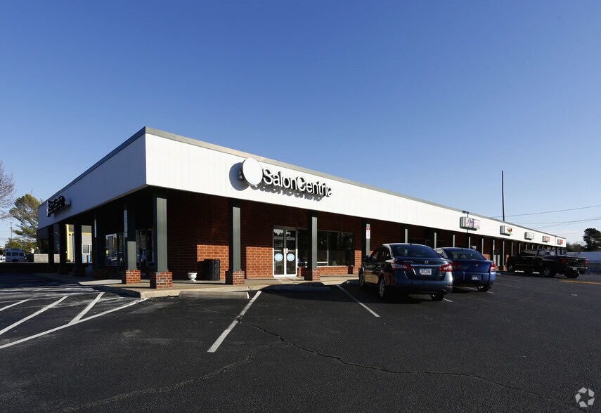 More Photos Of 3319 Raeford Rd, Fayetteville Unknown For Lease