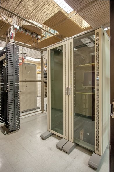 More Photos Of 8155 E Indian Bend Rd, Scottsdale Office For Sale