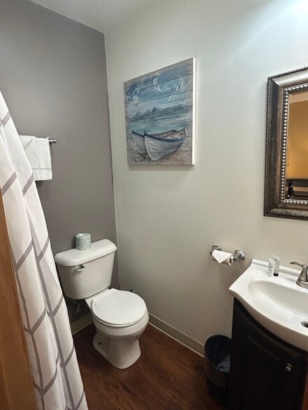 More Photos Of 332 E Onota St, Munising Hotel For Sale