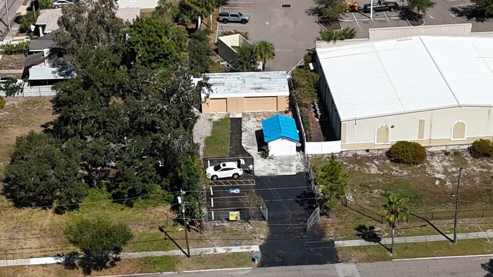 More Photos Of 604 Palm Bluff St N, Clearwater Warehouse For Sale