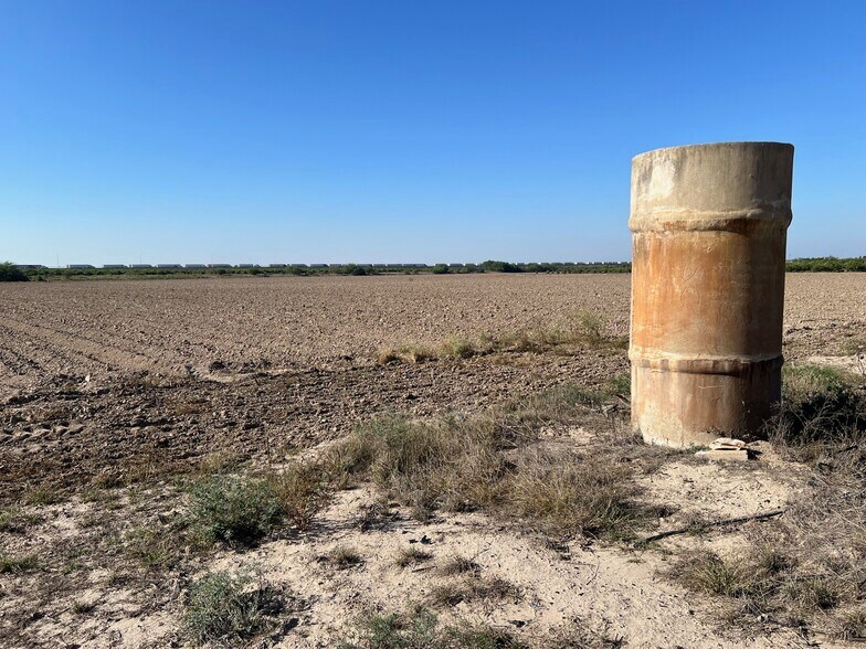 More Photos Of 424.43 Acs on E. Side of Pharr Intl. Bridge, Pharr Land For Sale