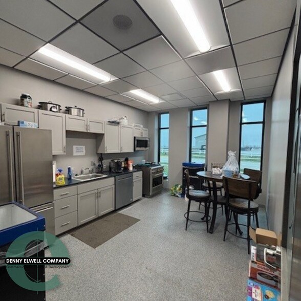 More Photos Of 1545 Blue Sky Blvd-Building 1, Huxley Warehouse For Sale