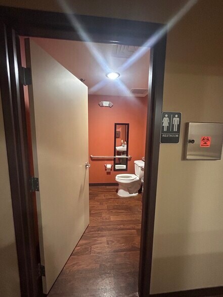 More Photos Of 12205 County Line Rd, Madison Medical For Lease