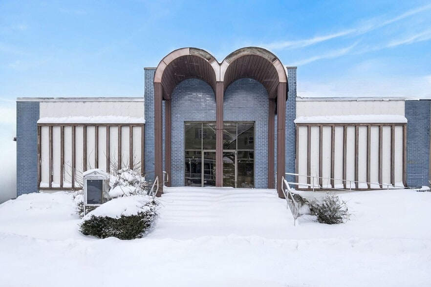 Primary Photo Of 37 Clove Ave, Haverstraw Religious Facility For Sale