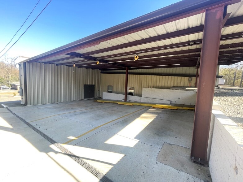 More Photos Of 629 E Forsyth St, Americus Office For Sale